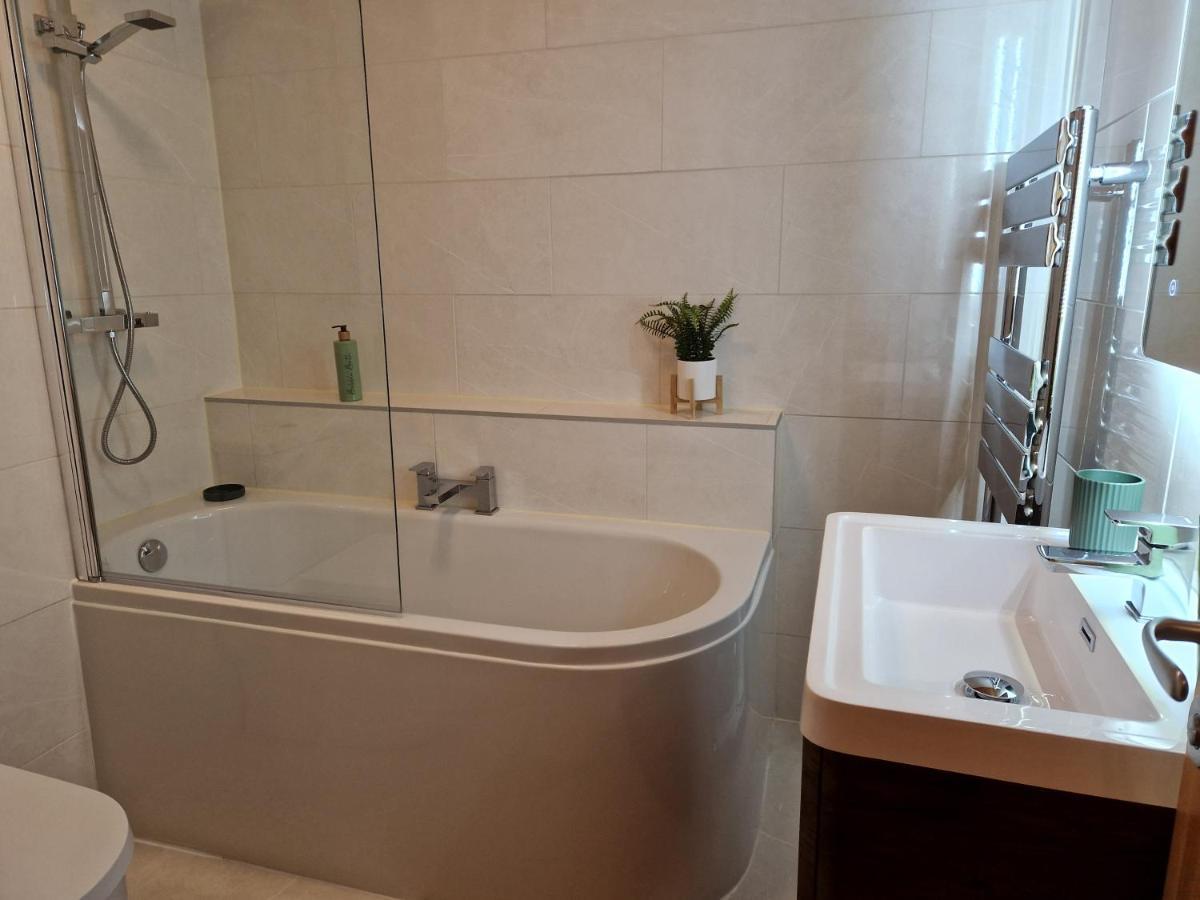 Alpine Lodge 1, Kippford, Далбийти Екстериор снимка